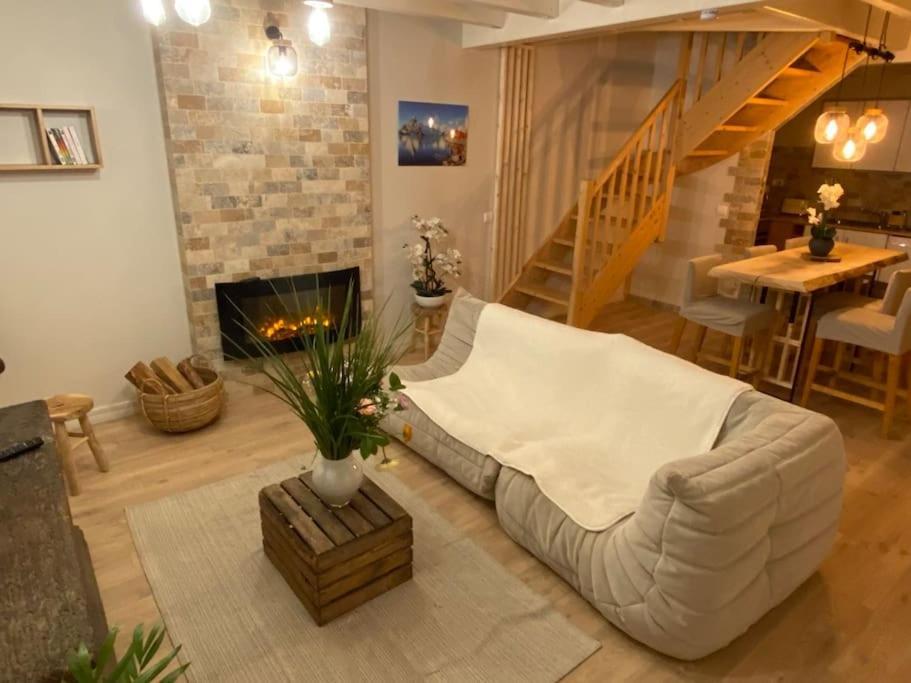 Appt Ambiance Chalet 2Ch Piscine Lagon Apartment Tarbes Exterior photo